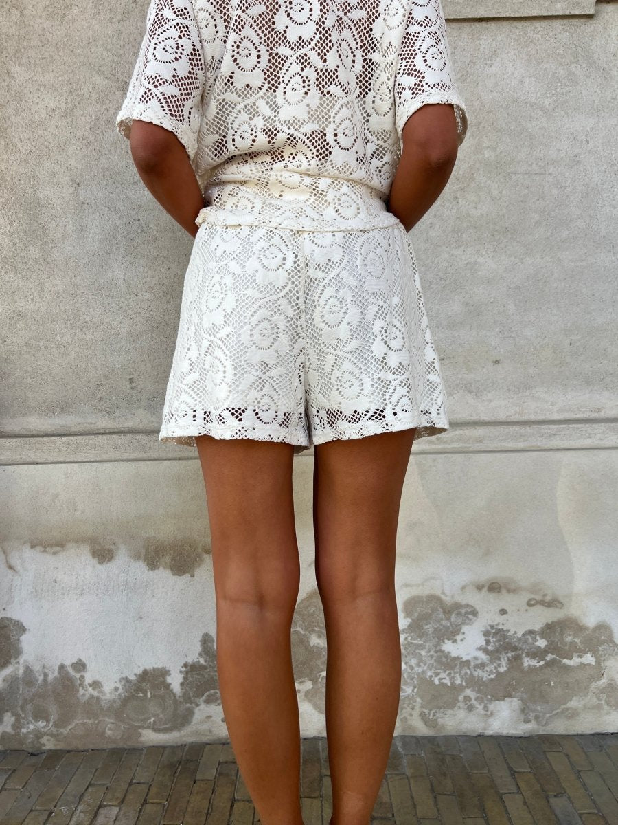 Eight Luxe cream lace shorts - Aaberg DK