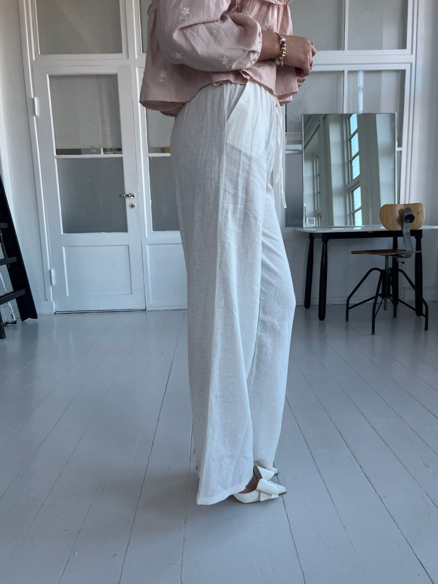 Eight Luxe white linen pants - Aaberg DK