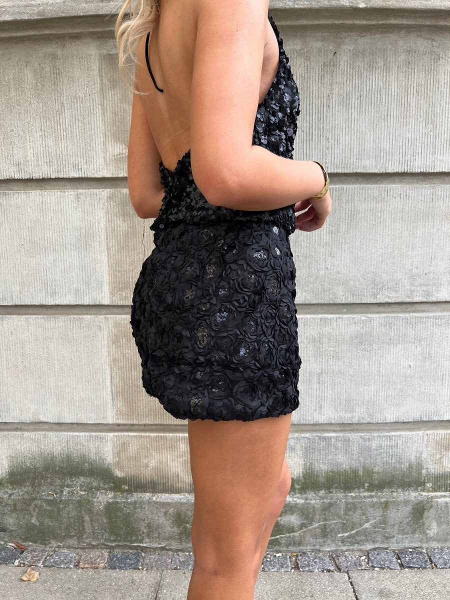 Elli White black skirt - Aaberg DK