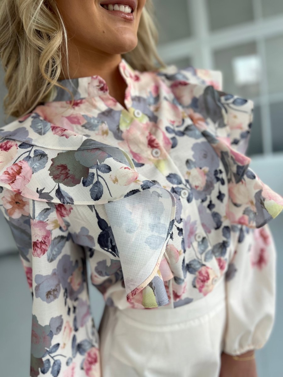 Elsa beige flower set - Aaberg DK