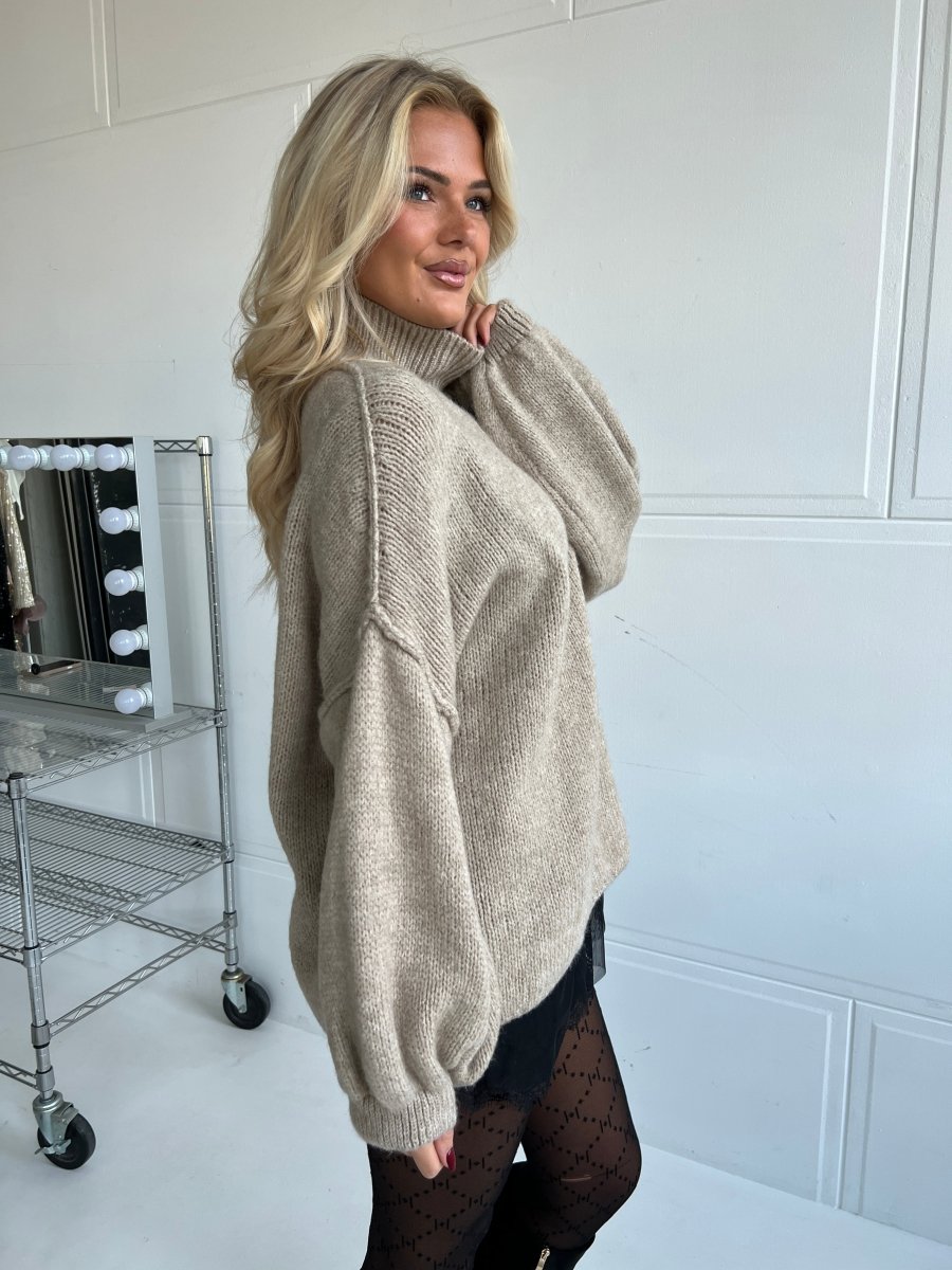 Estee oversized knit beige - Aaberg DK
