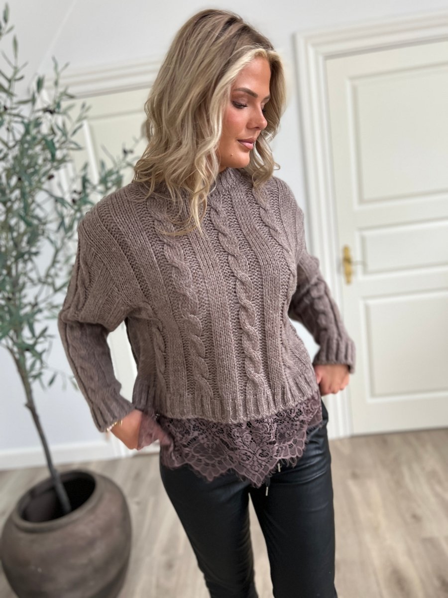 Estee taupe sweater with lace - Aaberg DK