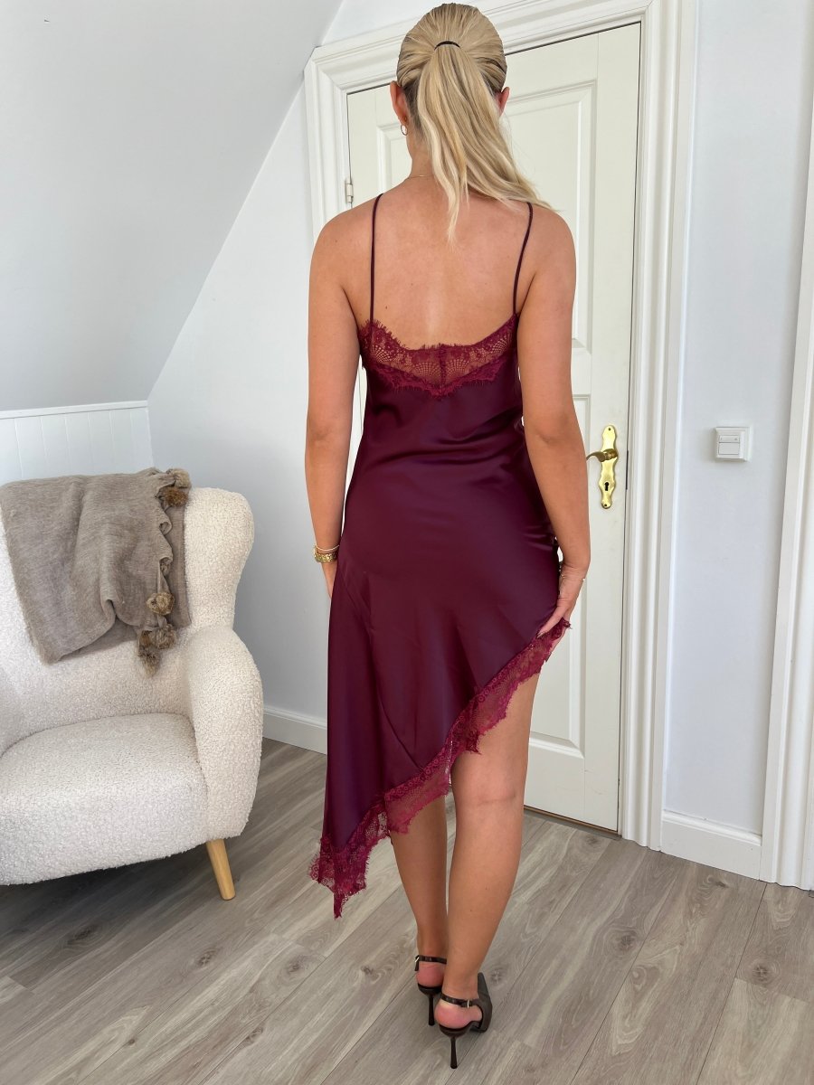 LAYLA burgundy satin dress - Aaberg DK