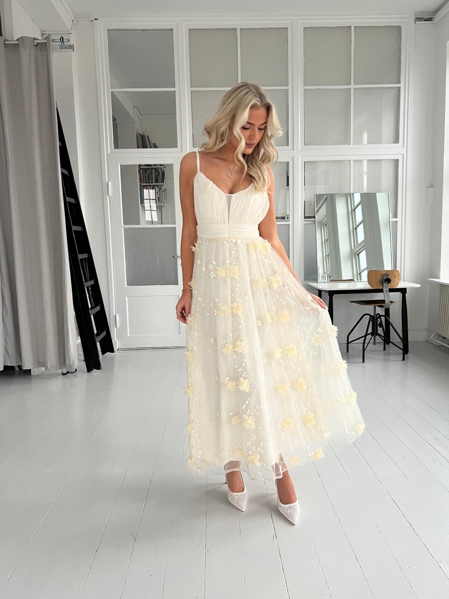 Lily McBee yellow dress - Aaberg DK