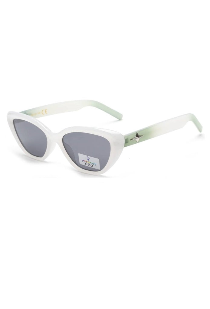See you white sunglasses (9605) fra webshoppen Aaberg Copenhagen
