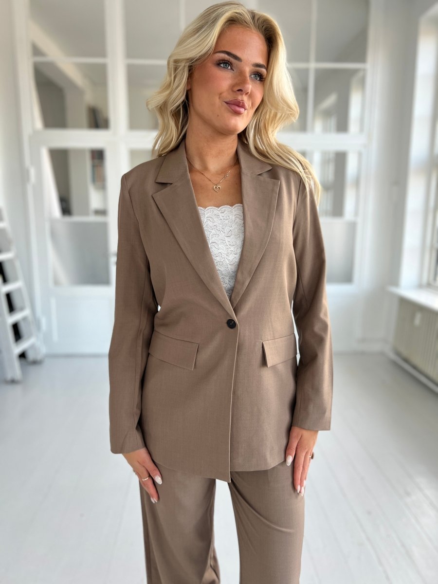 Sisters Point Viska blazer Brown - Aaberg DK