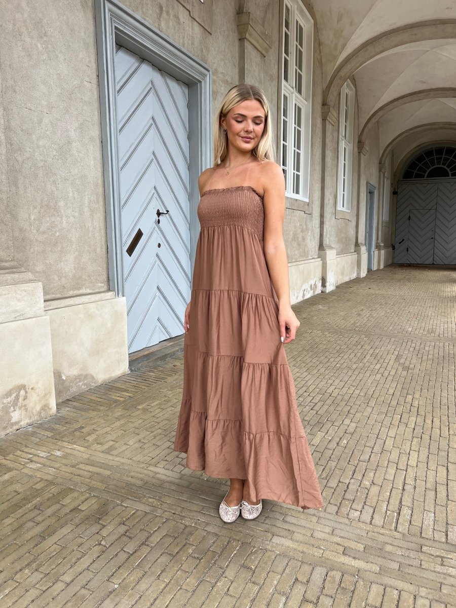 Syma caramel summer dress - Aaberg DK