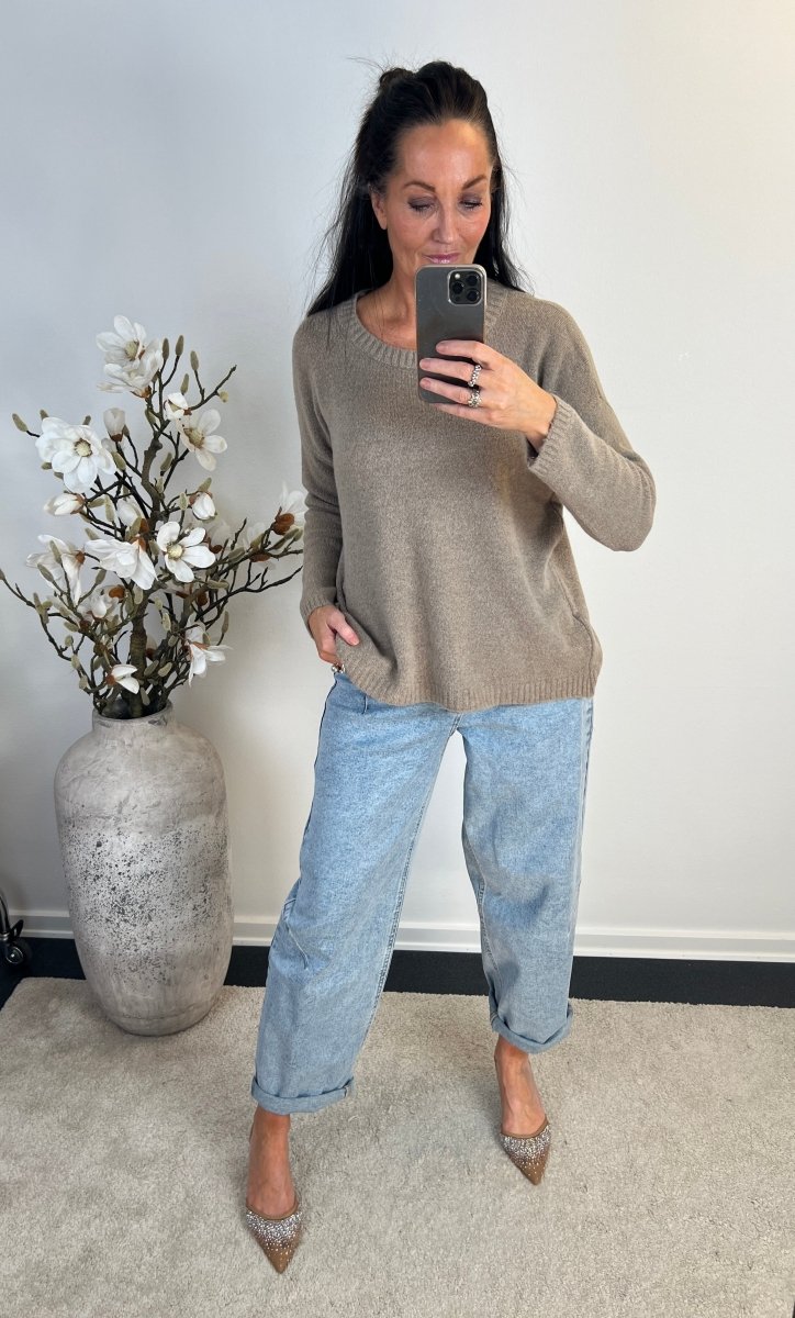 Syma taupe alpaca knit - Aaberg DK